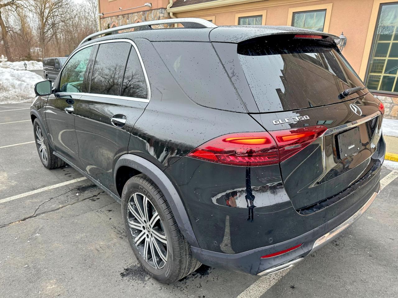 2026 Mercedes-Benz Gle class VIN 4JGFB4FB9TB547888 photo 2