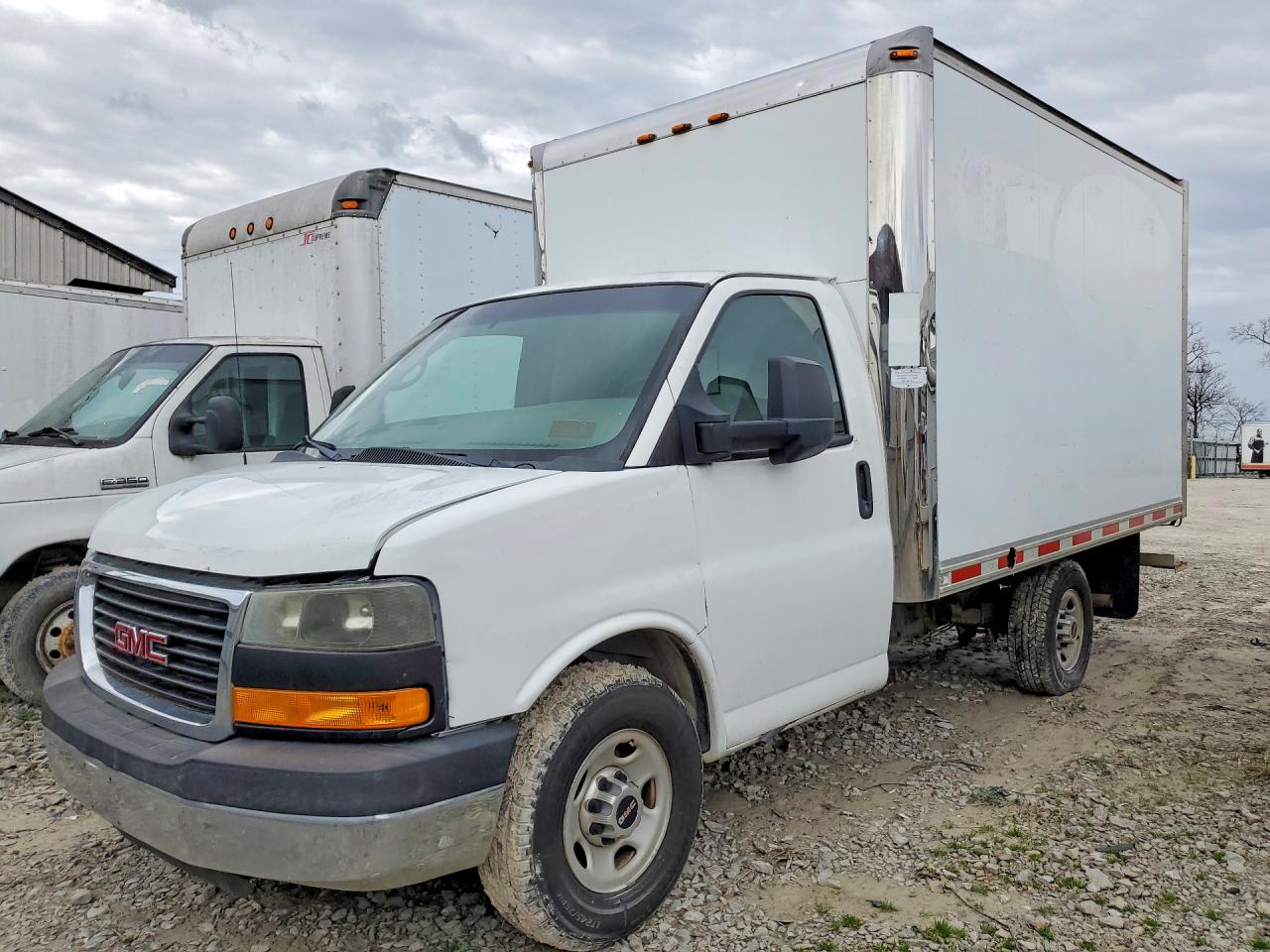 2013 GMC Savana VIN 1GD072BA1D1117899 photo 1