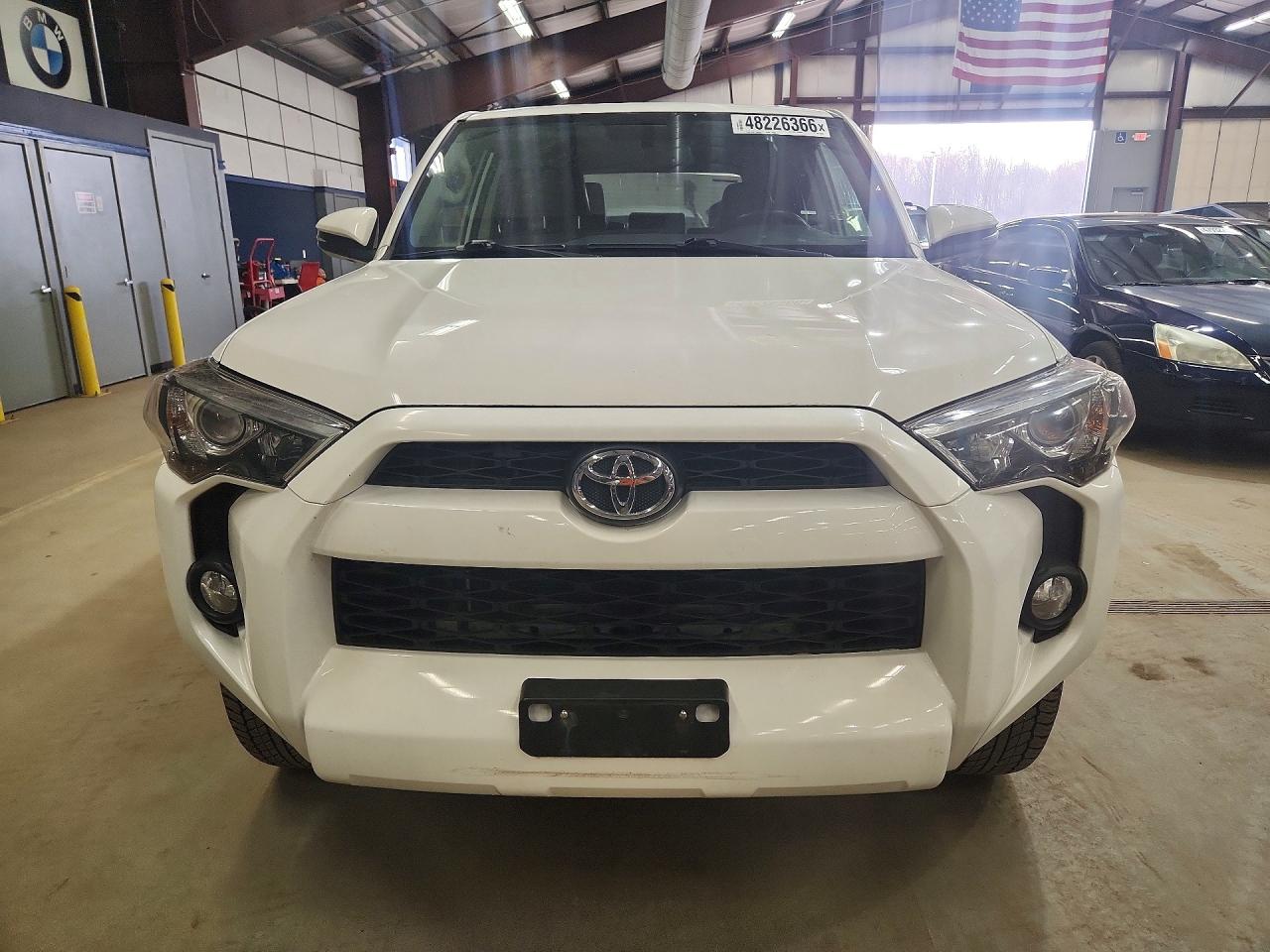2016 Toyota 4runner VIN JTEBU5JR4G5388396 photo 5