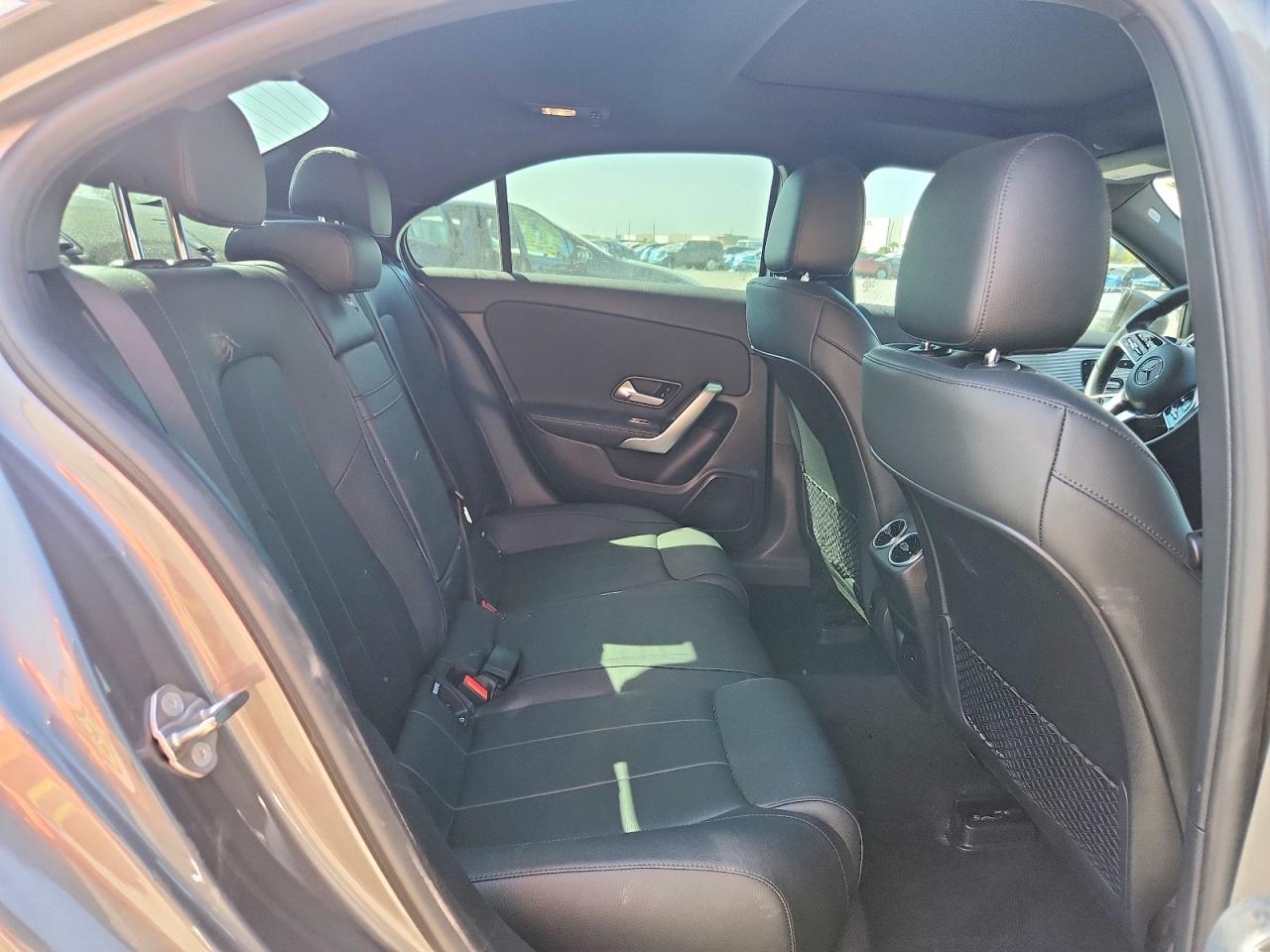 2022 Mercedes-Benz A-class VIN W1K3G4EB5NJ337359 photo 10