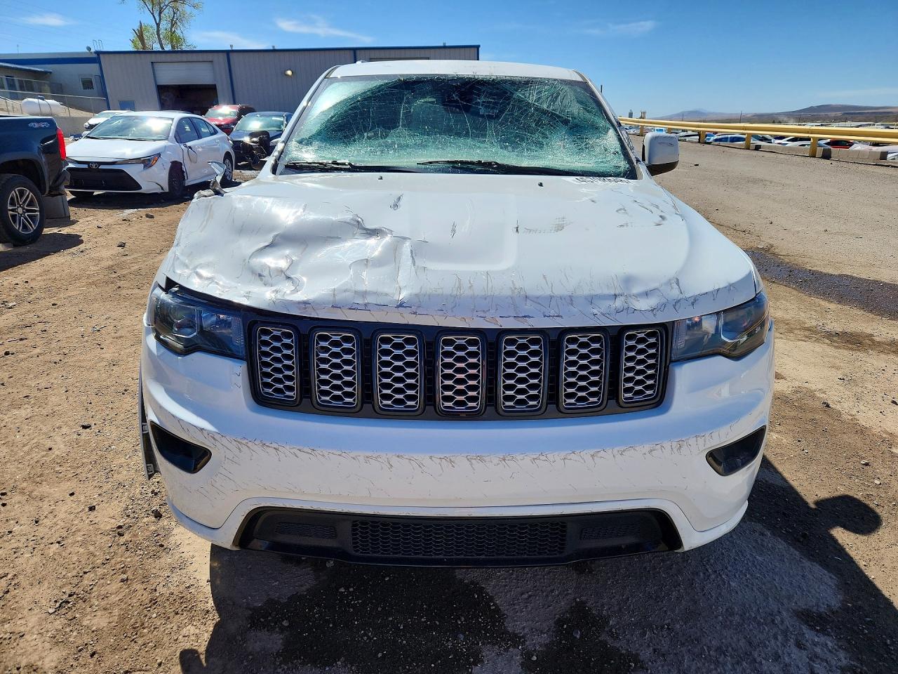 2018 Jeep Cherokee VIN 1C4RJFAGXJC436535 photo 5