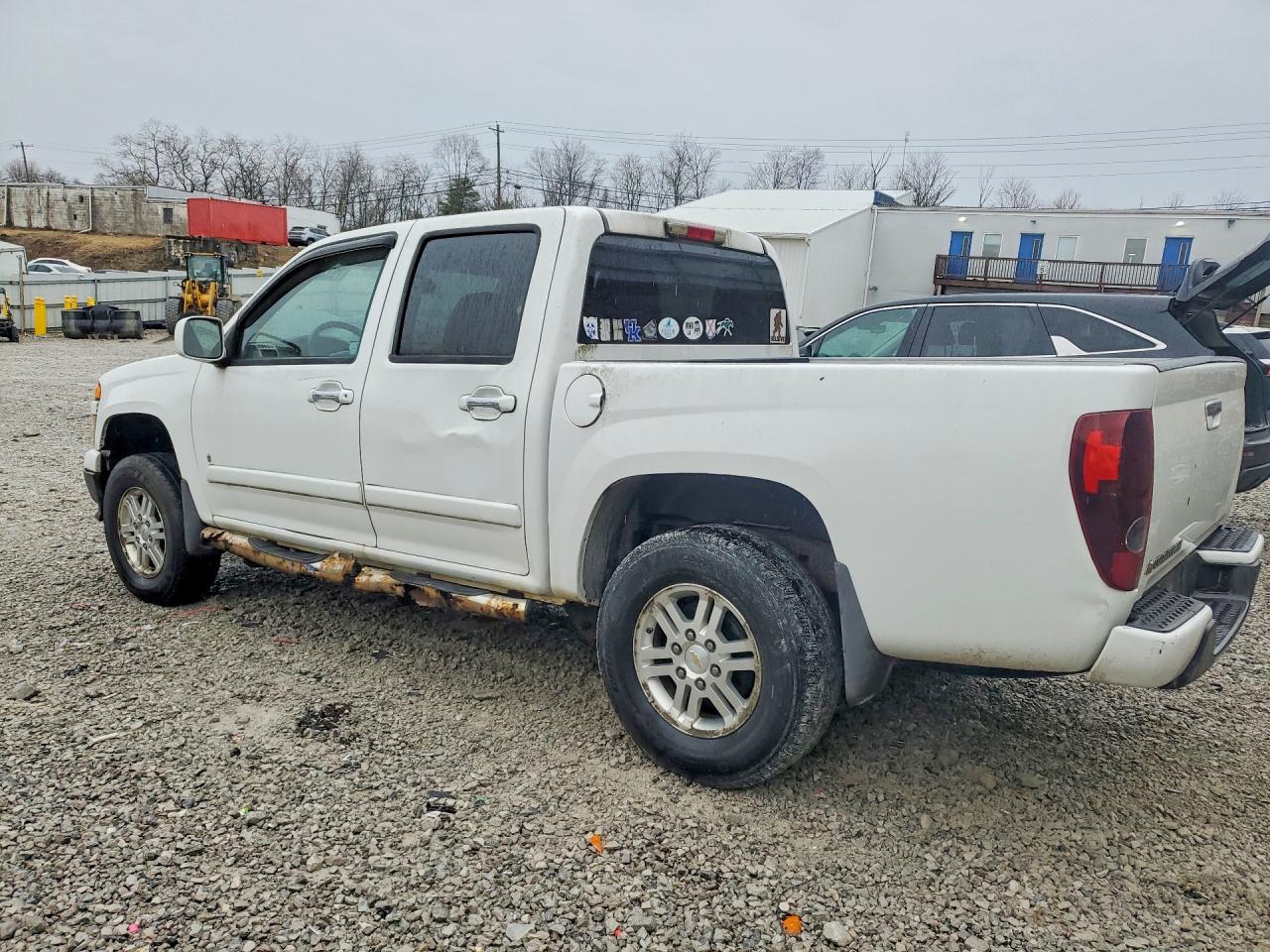 2009 CHEV Colorado VIN 1GCDT13E198120748 photo 2