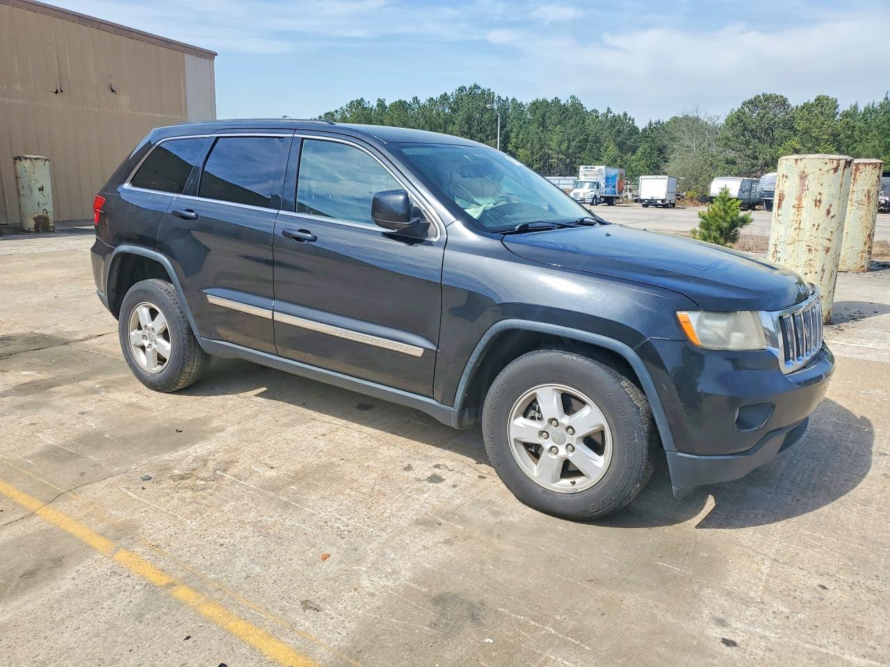 2013 Jeep Grand cher VIN 1C4RJEAG9DC615759 photo 4