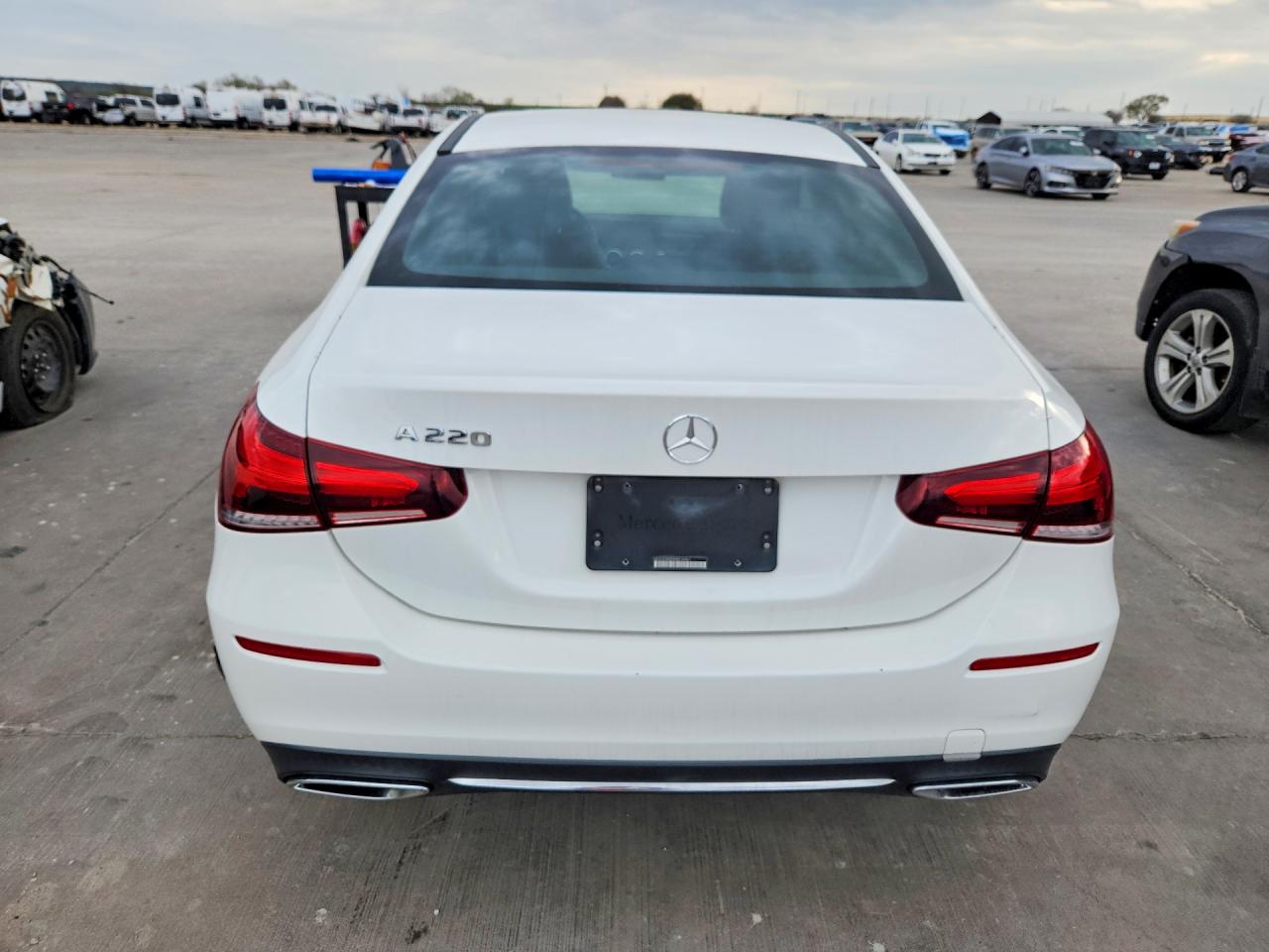 2019 Mercedes-Benz A-class VIN WDD3G4EB2KW016961 photo 6