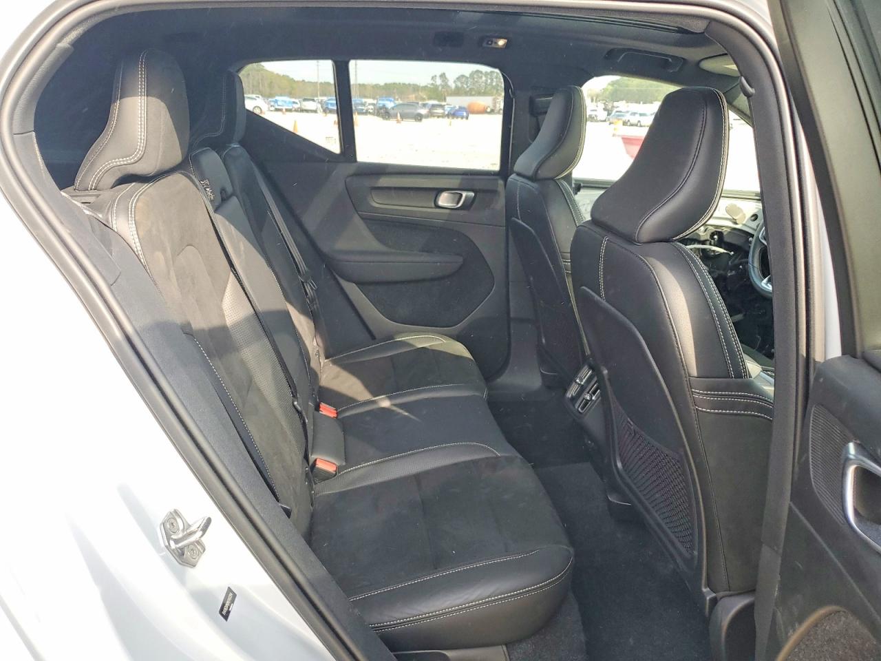 2021 Volvo Xc40 VIN YV4162UM0M2483394 photo 11