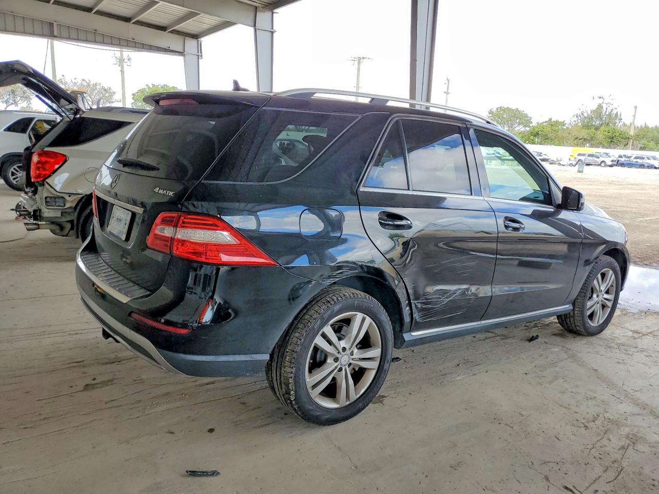 2013 Mercedes-Benz M-class VIN 4JGDA5HBXDA149366 photo 3