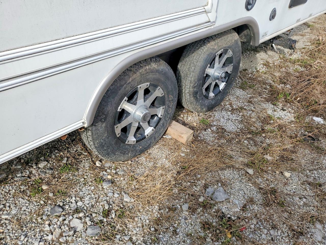 2009 JAYCO Trailer VIN 1UJBJ02K991JB0083 photo 8