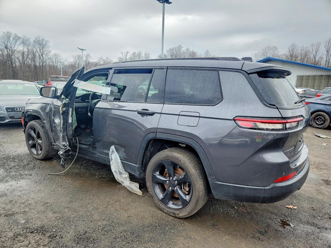2023 Jeep Grand cher VIN 1C4RJKAG4P8832982 photo 2