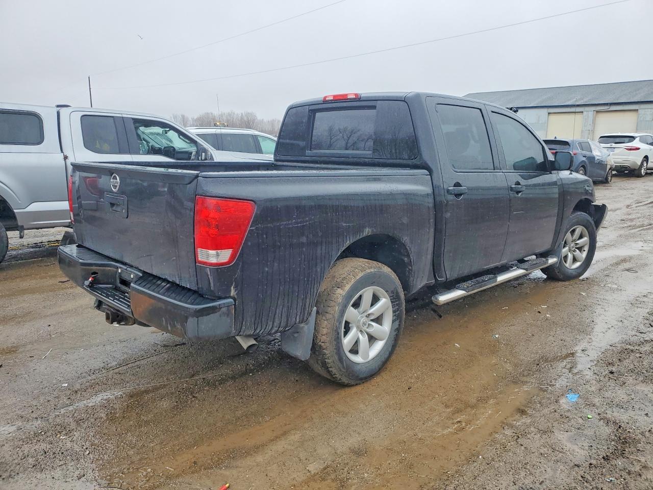 2013 Nissan TITAN VIN 1N6AA0EJXDN312500 photo 3
