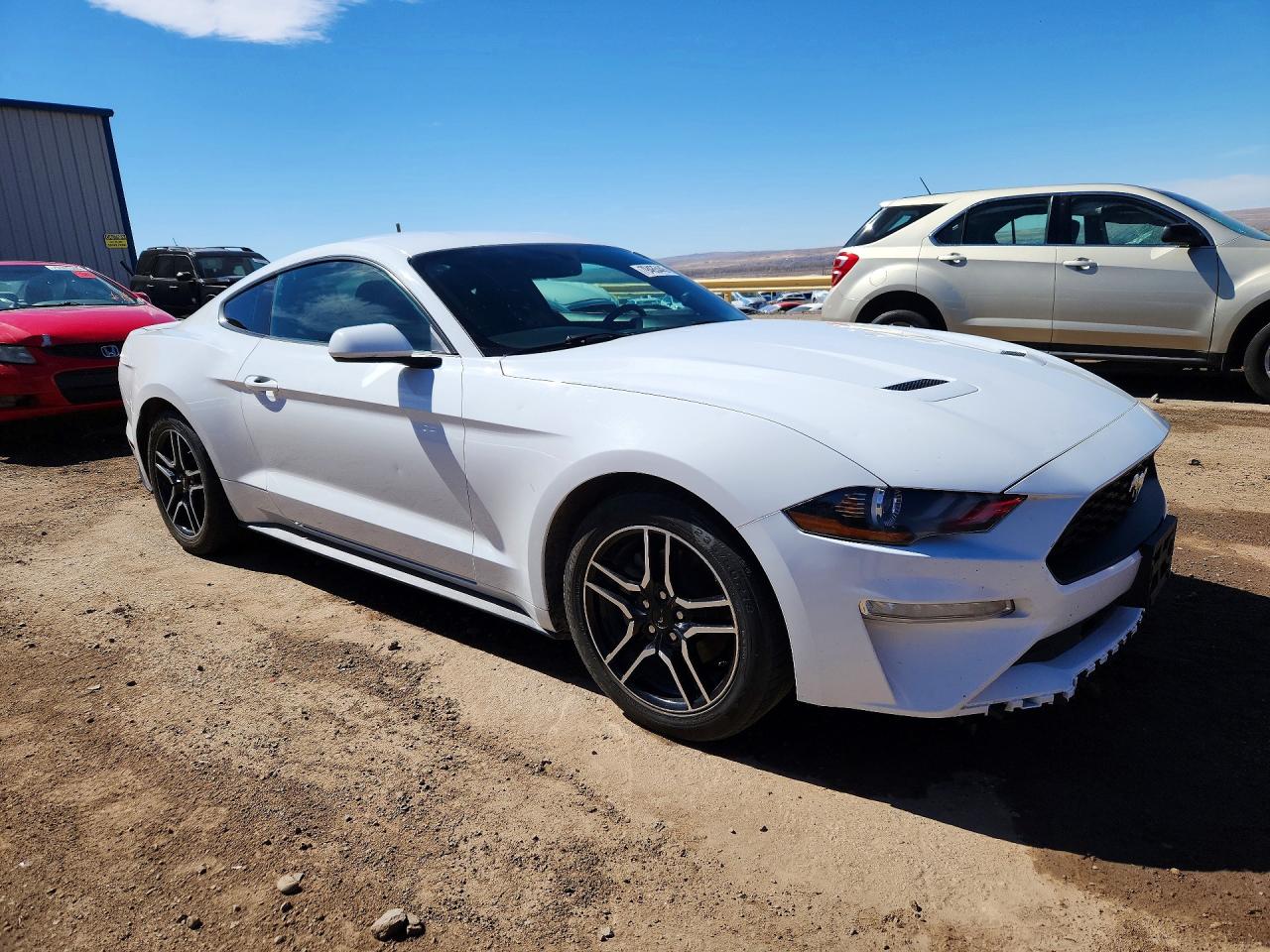 2018 Ford Mustang VIN 1FA6P8TH3J5126756 photo 4