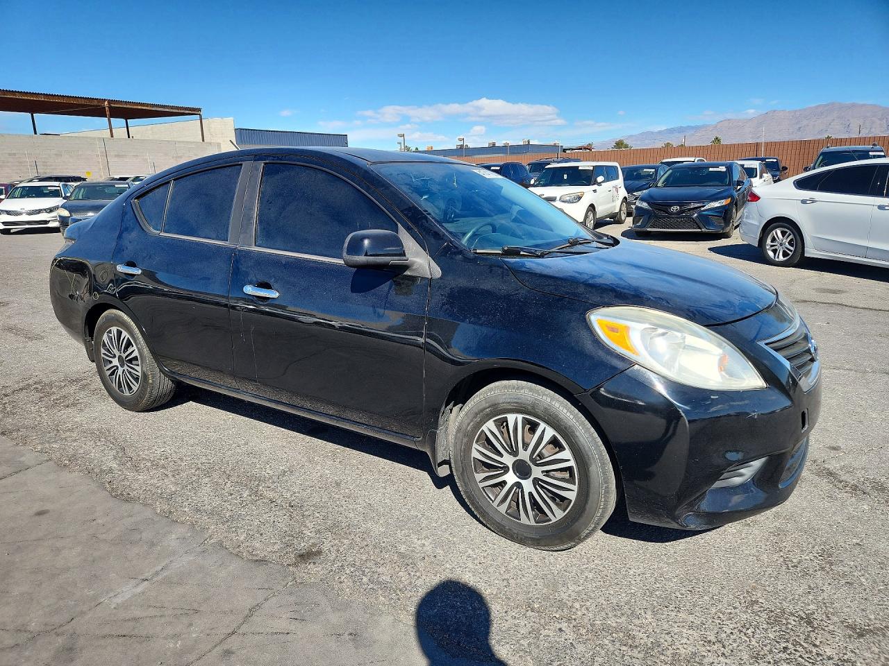 2013 Niss Versa VIN 3N1CN7AP5DL855601 photo 4