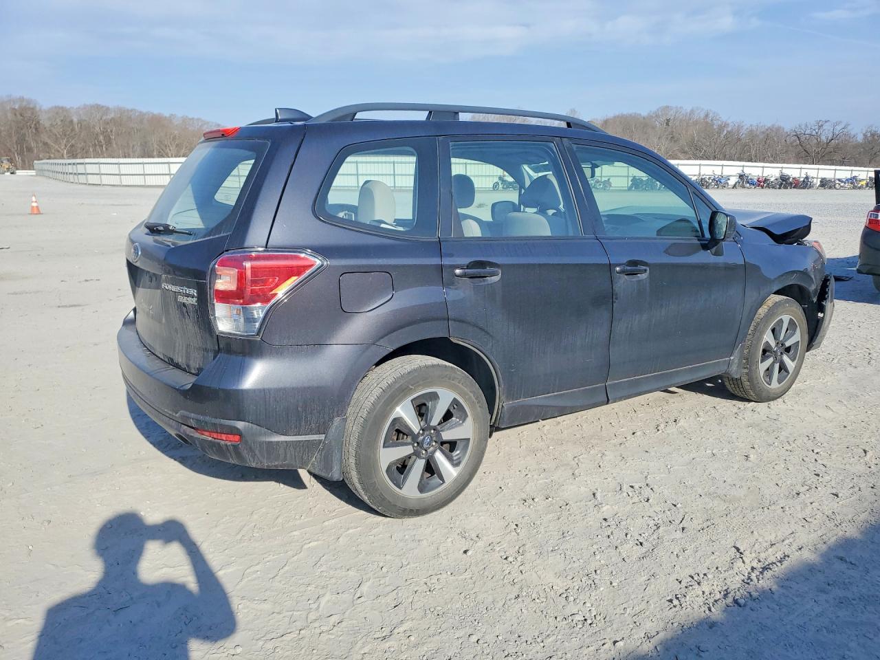 2017 SUBARU Forester VIN JF2SJABC2HH591028 photo 3