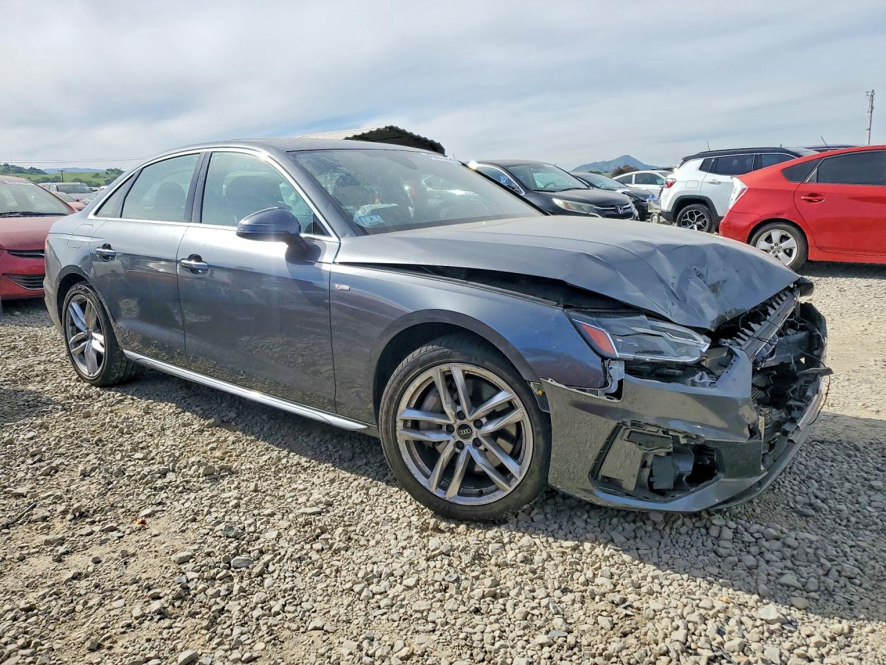 2021 Audi A4 VIN WAUDAAF47MA031421 photo 4