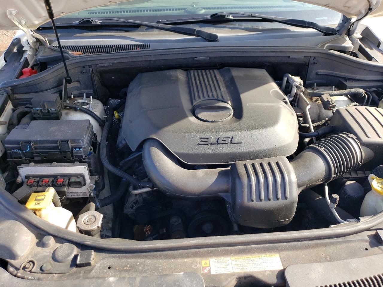2011 Jeep Grand cher VIN 1J4RR5GG3BC745351 photo 12