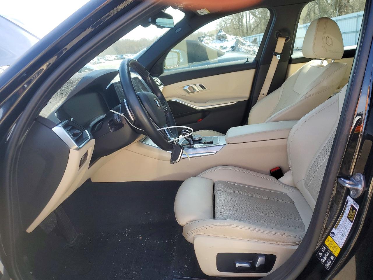 2022 BMW 3 series VIN 3MW5R7J09N8C67036 photo 7