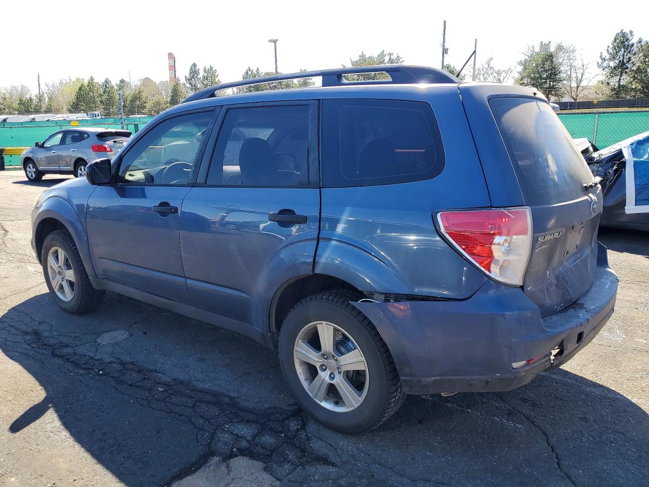 2013 Subaru Forester VIN JF2SHABC1DH428053 photo 2