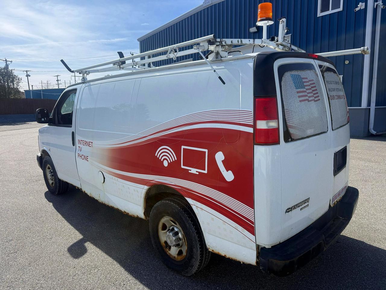 2015 CHEV Express VIN 1GCWGFCF7F1268555 photo 3