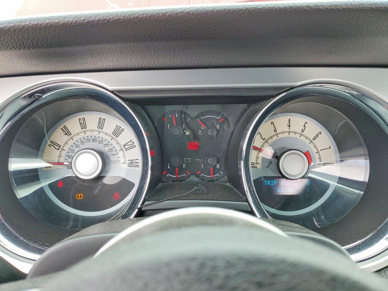 2010 Ford Mustang VIN 1ZVBP8CHXA5151336 photo 9