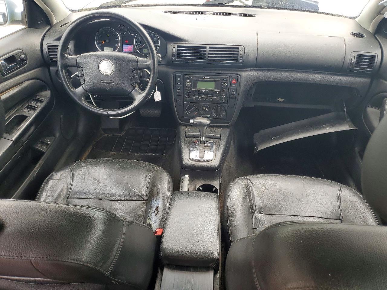 2004 Volkswagen Passat VIN WVWPD63BX4P040540 photo 8