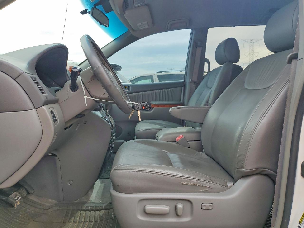 2008 Toyota All models VIN 5TDZK22C78S133870 photo 7
