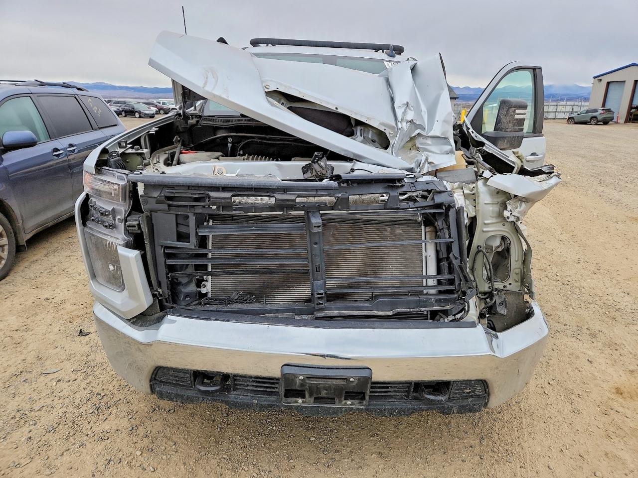 2021 Chev Silverado VIN 1GC4YNE78MF255849 photo 11