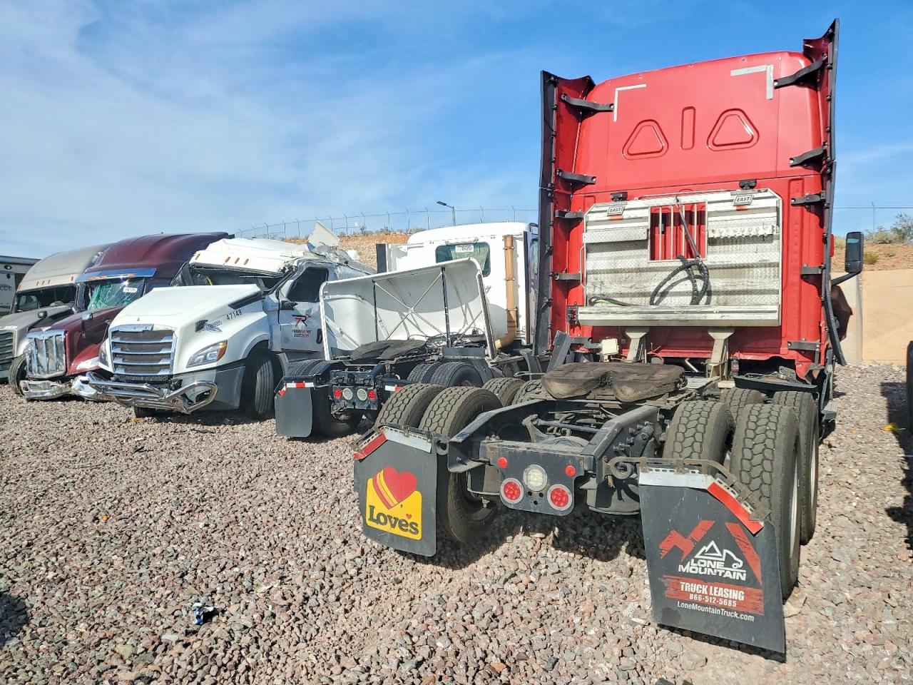 2020 FREIGHTLINER All other VIN 1FUJHHDRXLLLN2101 photo 4