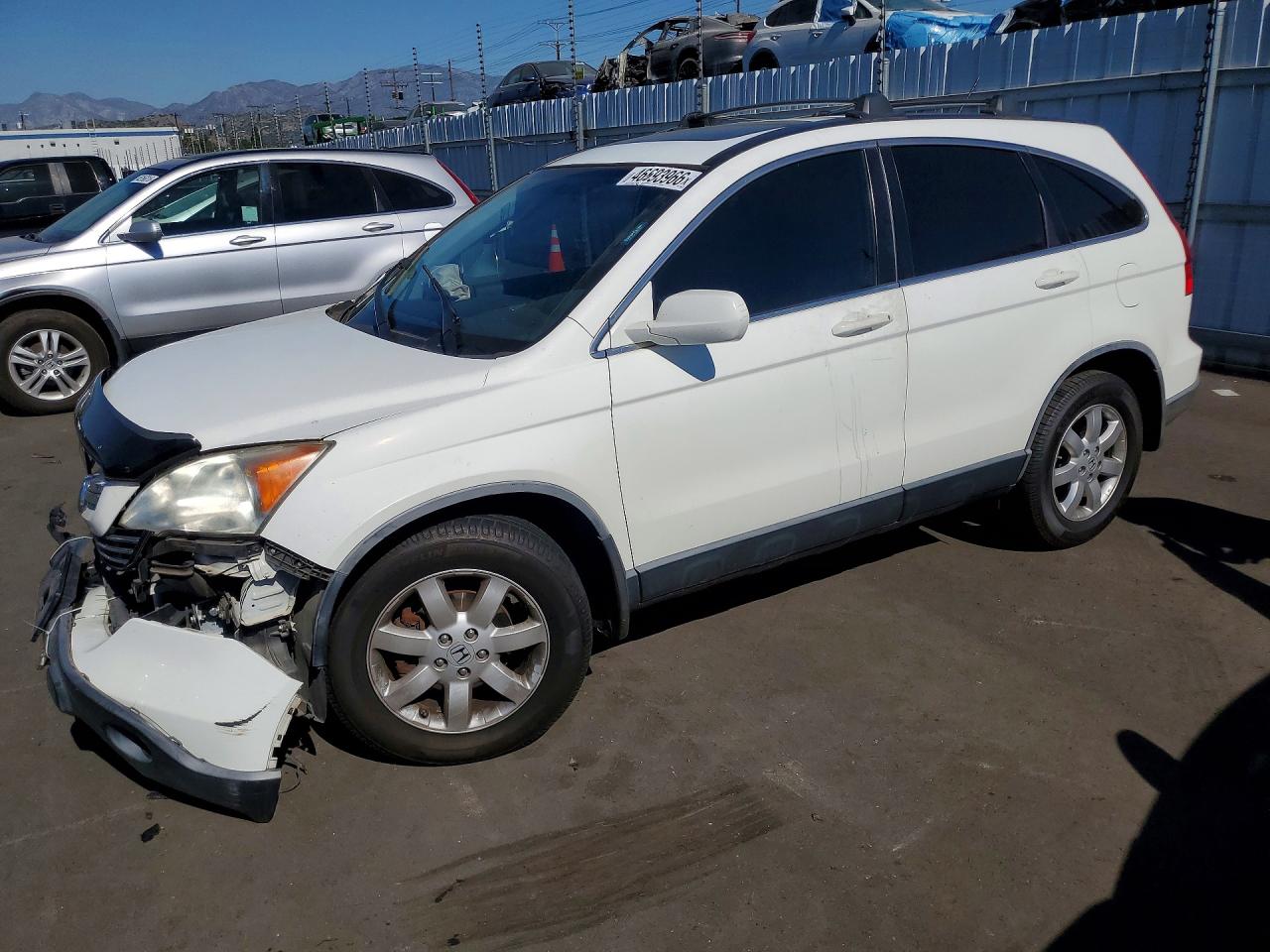 2008 Honda Crv VIN JHLRE48718C070492 photo 1