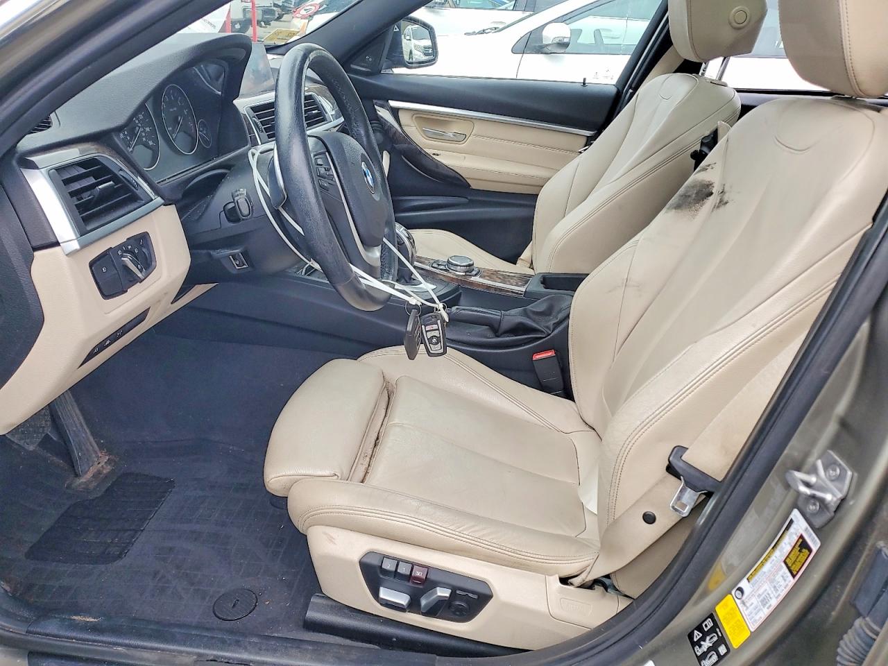 2016 BMW 3 series VIN WBA8G5C50GK443120 photo 7