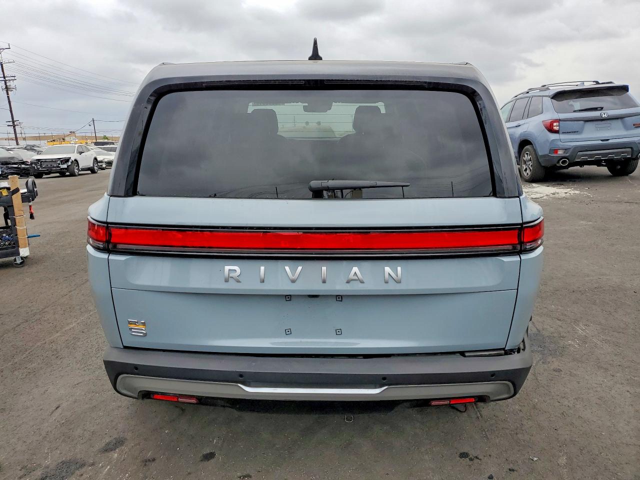 2024 Rivian Ris VIN 7PDSGABA8RN044868 photo 6