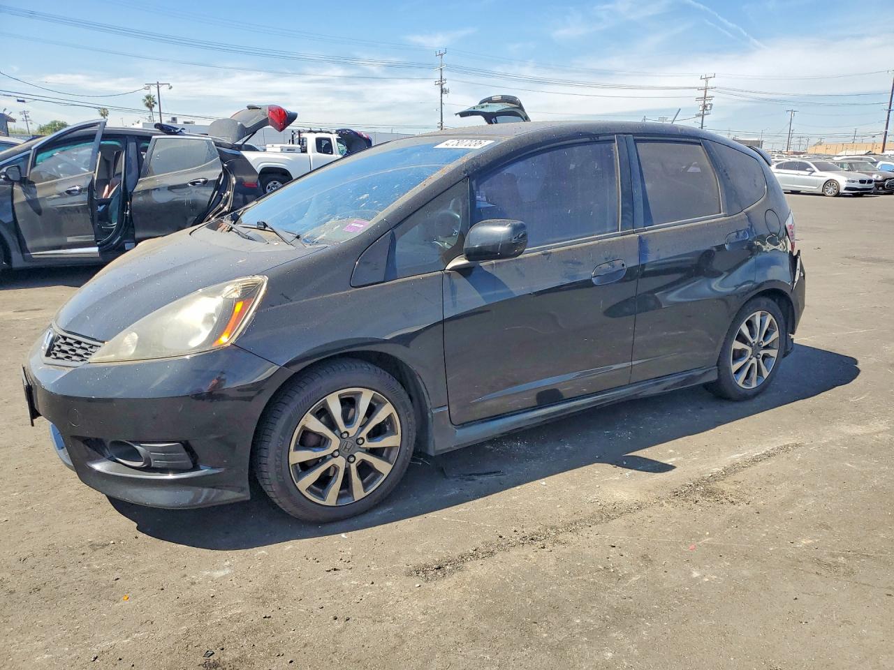 2013 Honda Fit VIN JHMGE8H57DC041002 photo 1