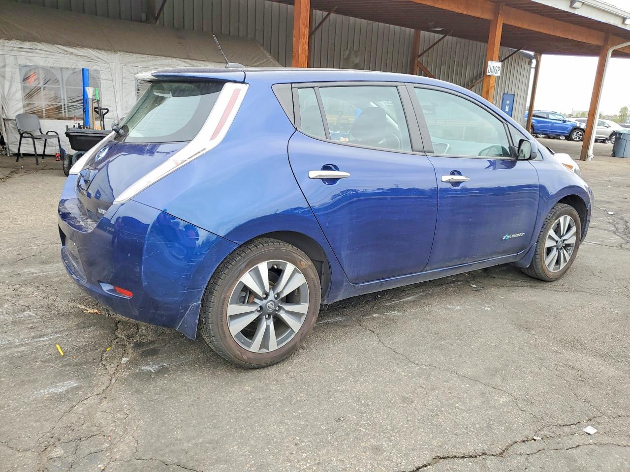 2016 NISSAN Leaf VIN 1N4BZ0CP6GC305556 photo 3