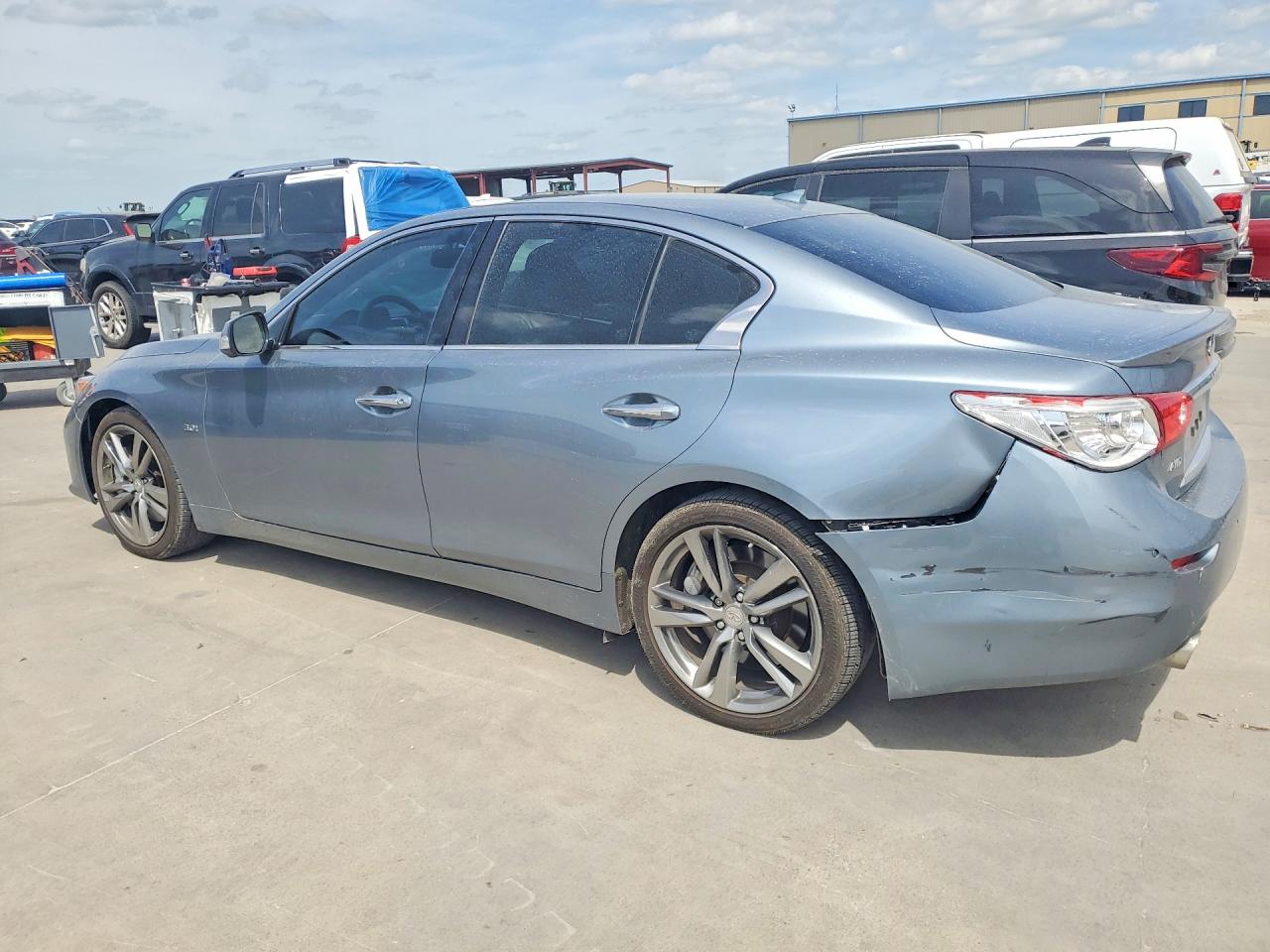 2017 Infiniti Q50 VIN JN1EV7AR9HM840525 photo 2