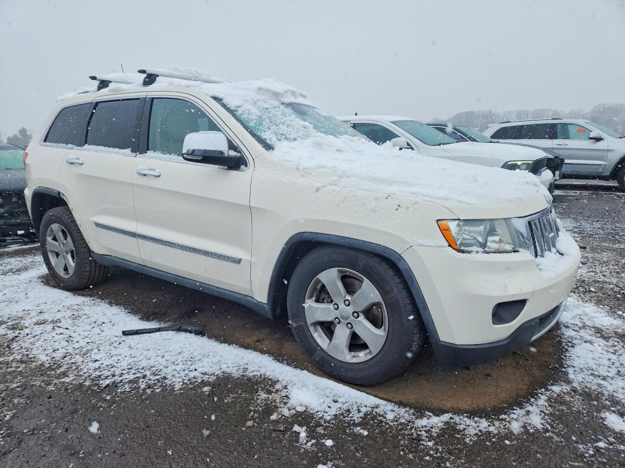 2011 Jeep Cherokee VIN 1J4RR6GT7BC684668 photo 4