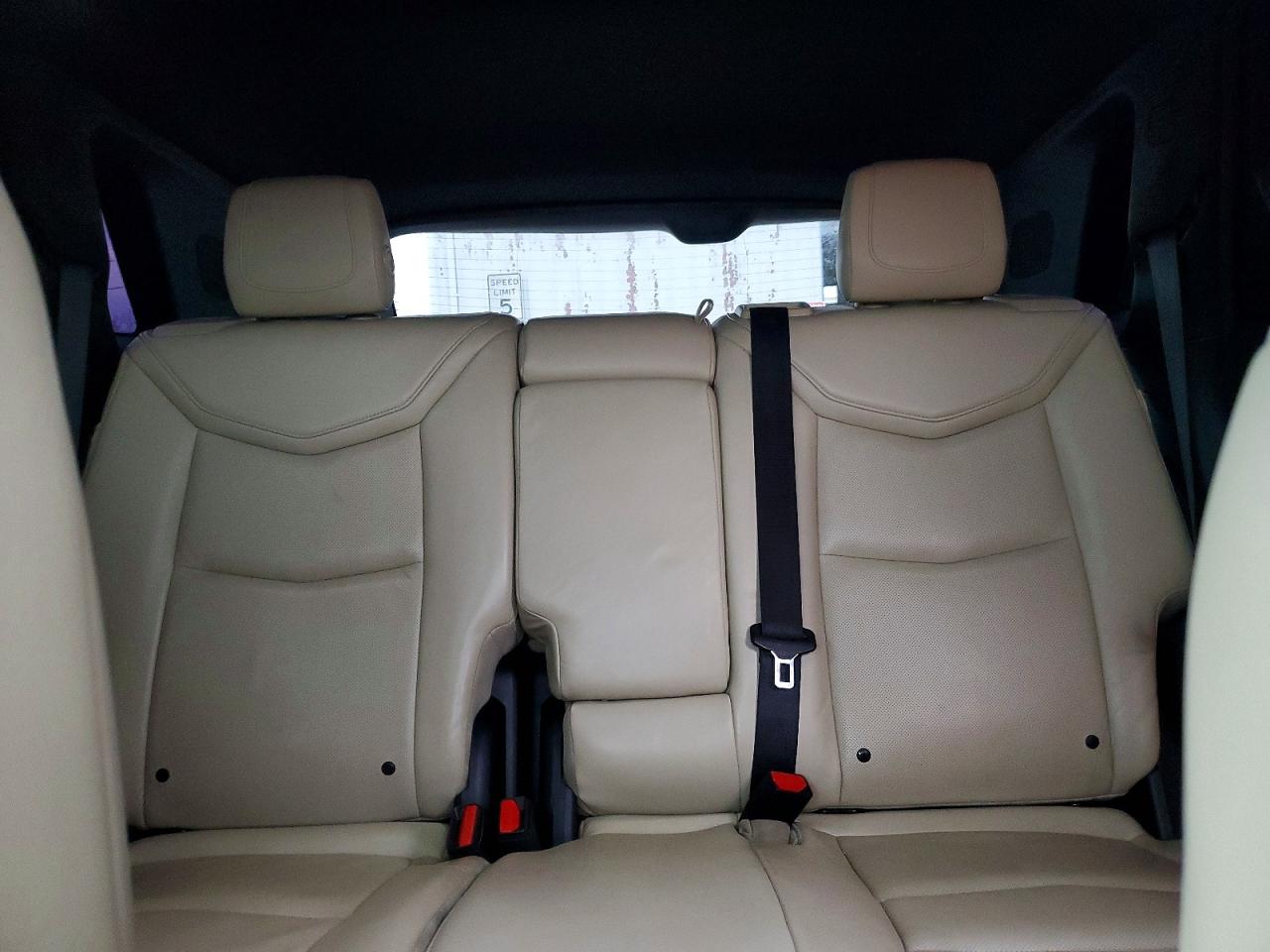 2018 Cadillac Xt5 VIN 1GYKNCRS0JZ107508 photo 10