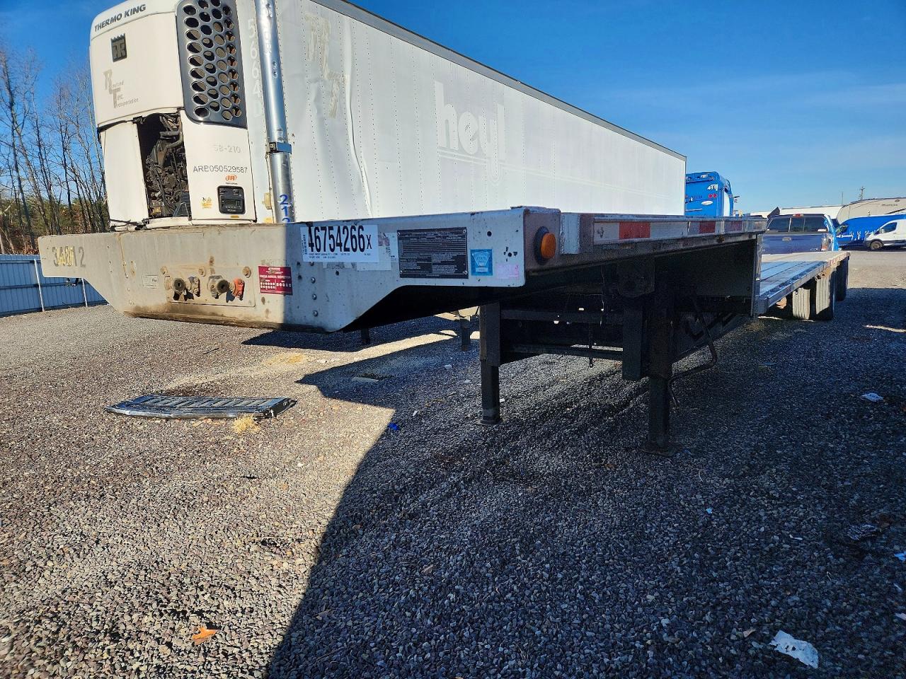 2015 TRANS Trailer VIN 1TTE482C0F3856703 photo 2