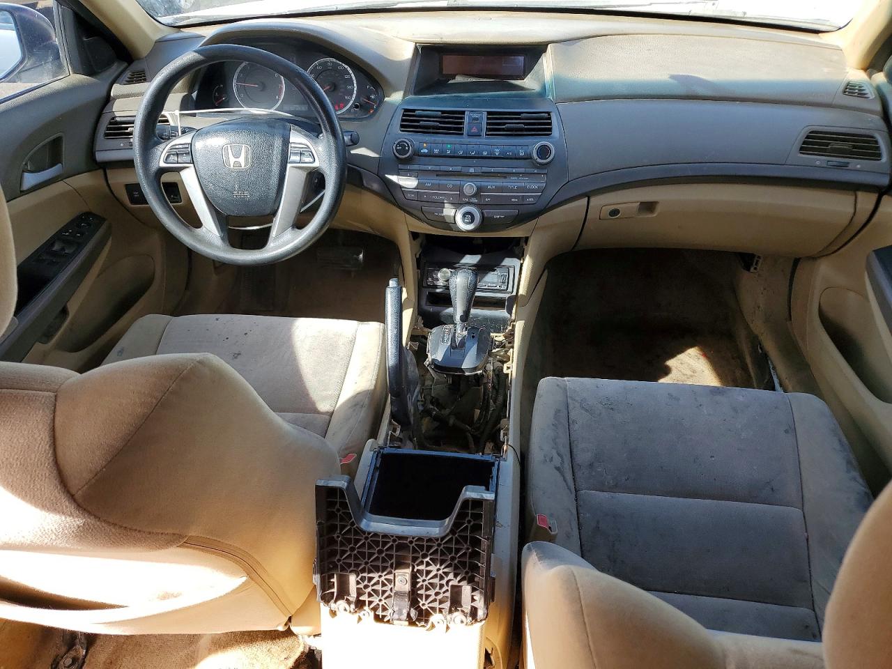 2010 Honda Accord VIN 1HGCP2F30AA190305 photo 8