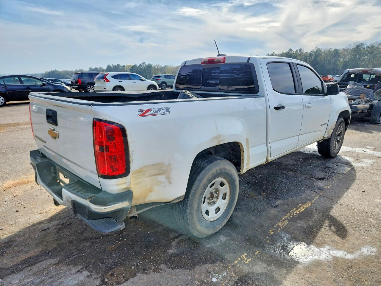 2017 Chevrolet Colorado VIN 1GCGTDENXH1331854 photo 3