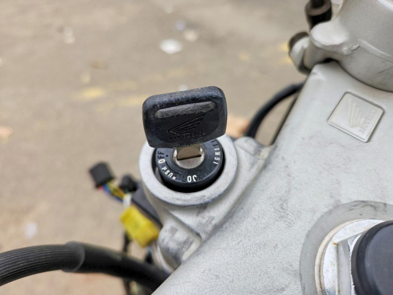 1999 Honda Vt cycle VIN JH2SC3602XM100300 photo 8