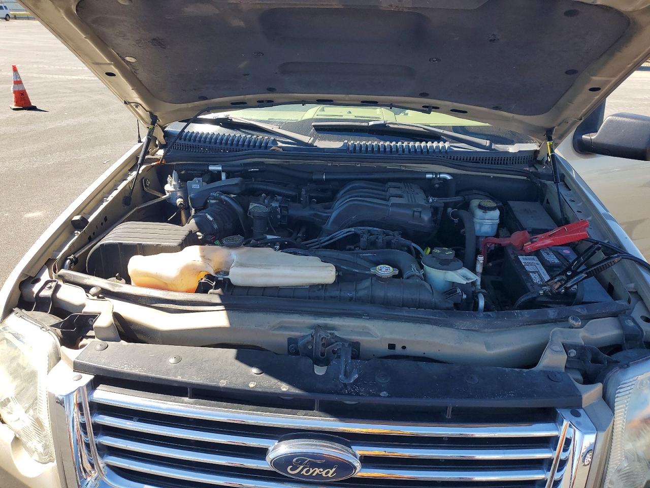 2007 Ford Explorer VIN 1FMEU73E17UB74359 photo 12