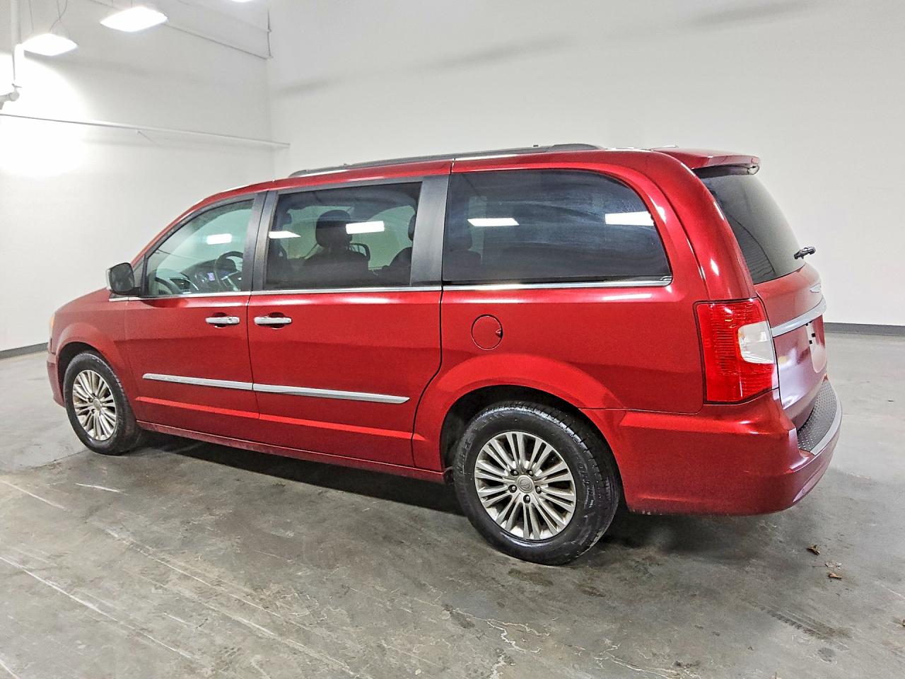 2016 Chrysler Minivan VIN 2C4RC1CG0GR269595 photo 2