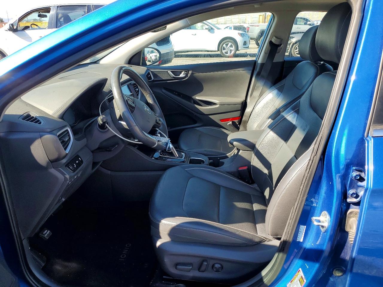 2017 Ioniq VIN KMHC05LC3HU030268 photo 7