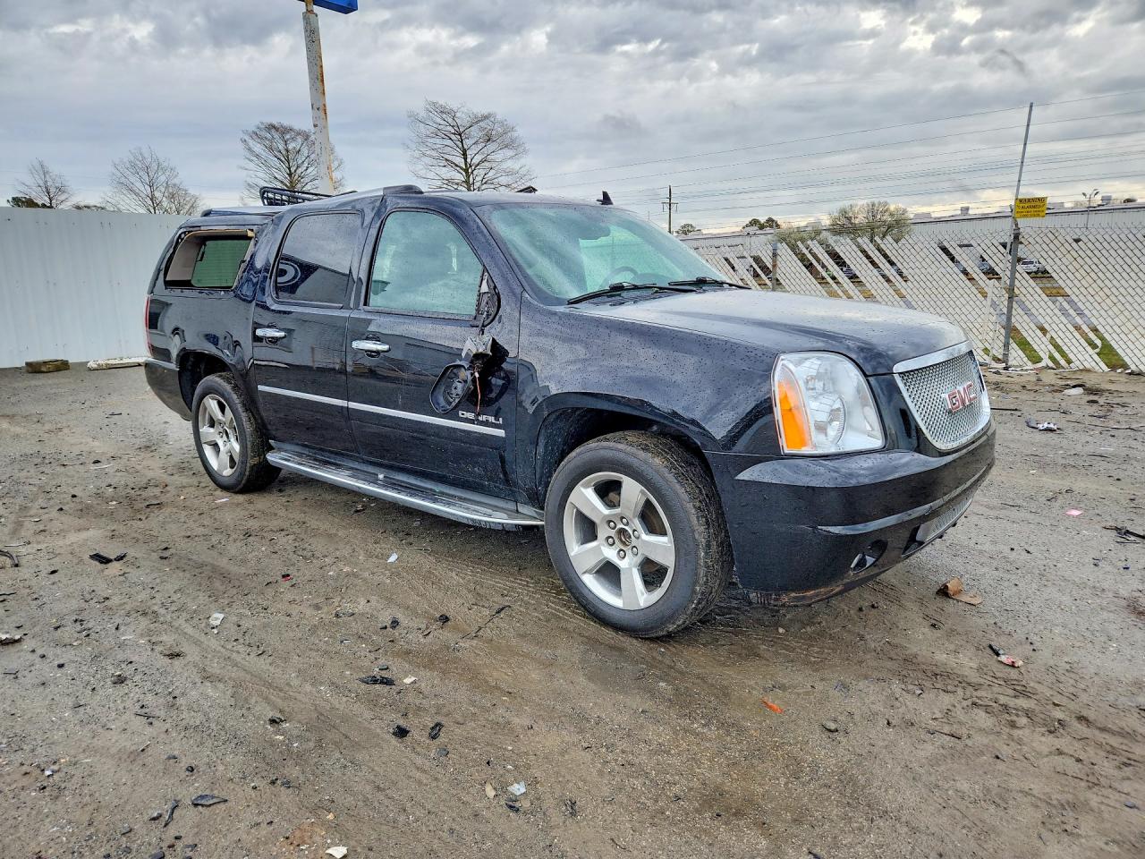 2013 GMC Yukon VIN 1GKS2MEF2DR276726 photo 4
