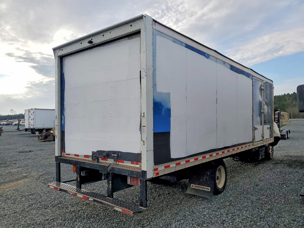 2021 All models VIN JALE5W166M7300893 photo 3