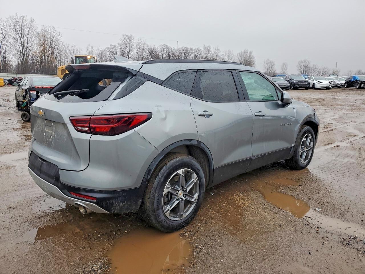 2024 Blazer VIN 3GNKBCR46RS185663 photo 3