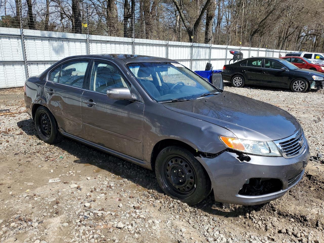 2009 Kia Optima VIN KNAGE228895316449 photo 4