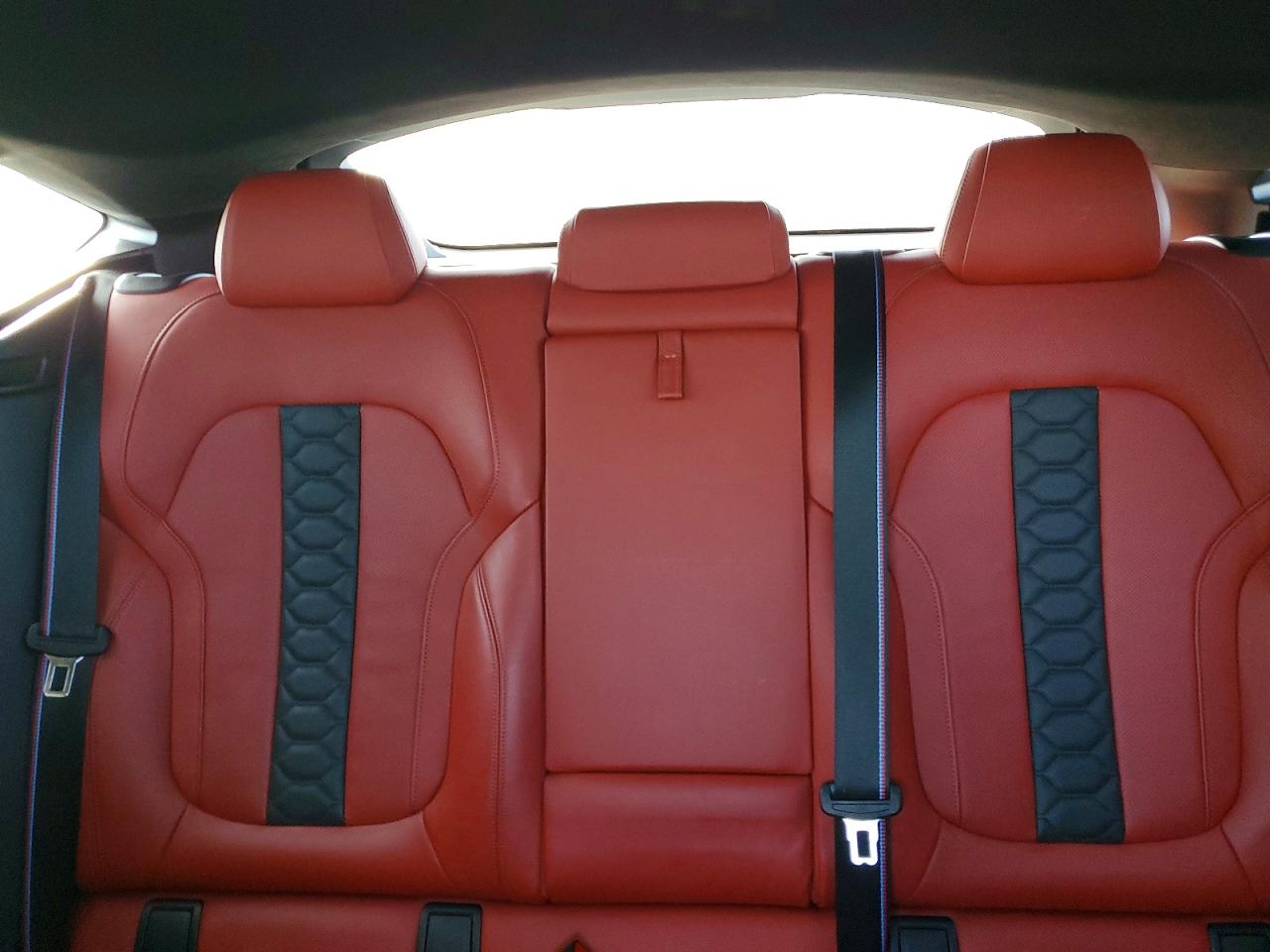 2022 BMW X6 VIN 5YMCY0C02N9J90203 photo 10