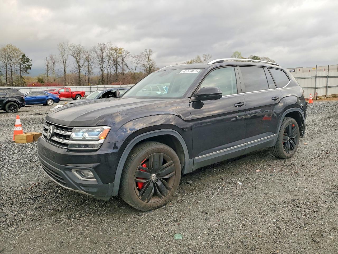 2018 Volkswagen Atlas VIN 1V2ER2CA6JC537871 photo 1