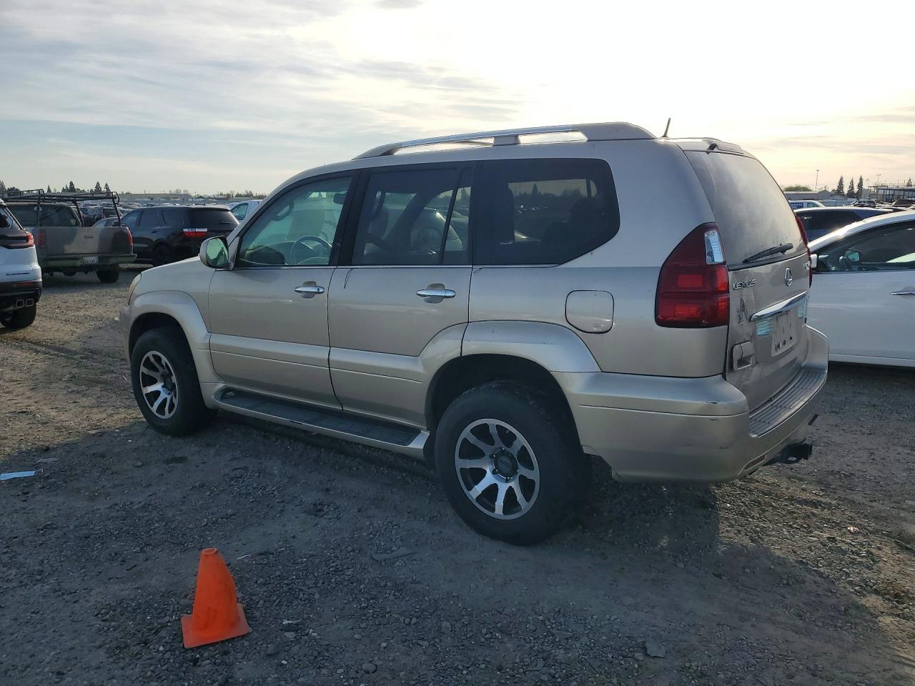 2009 Lexus Gx VIN JTJBT20X190174906 photo 2
