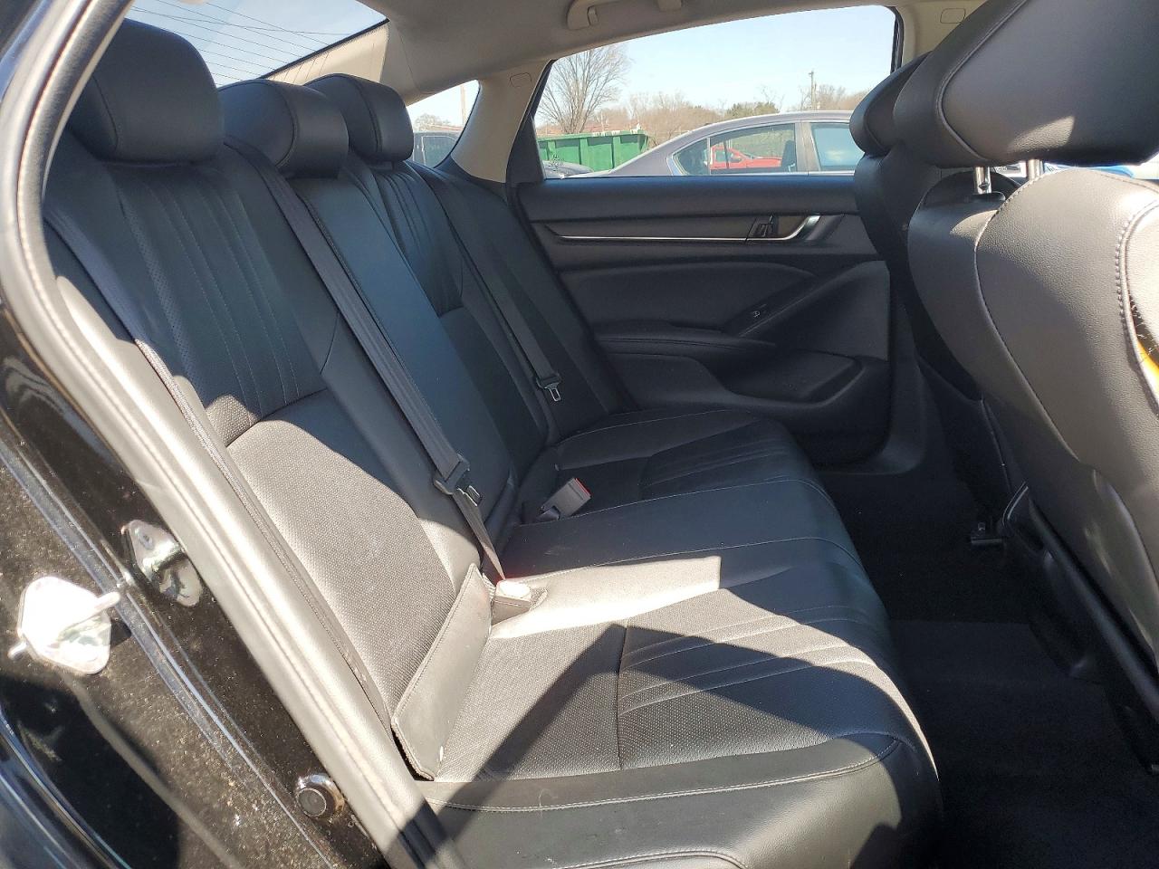 2022 Accord VIN 1HGCV1F46NA088876 photo 10