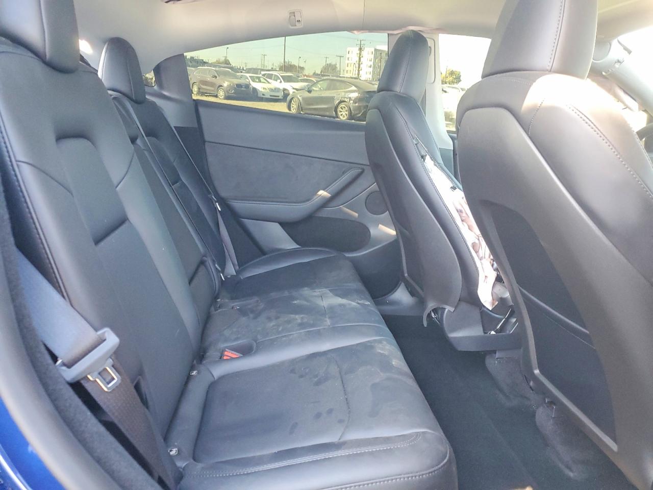 2024 Tesla Model y VIN 7SAYGDED7RF120574 photo 11